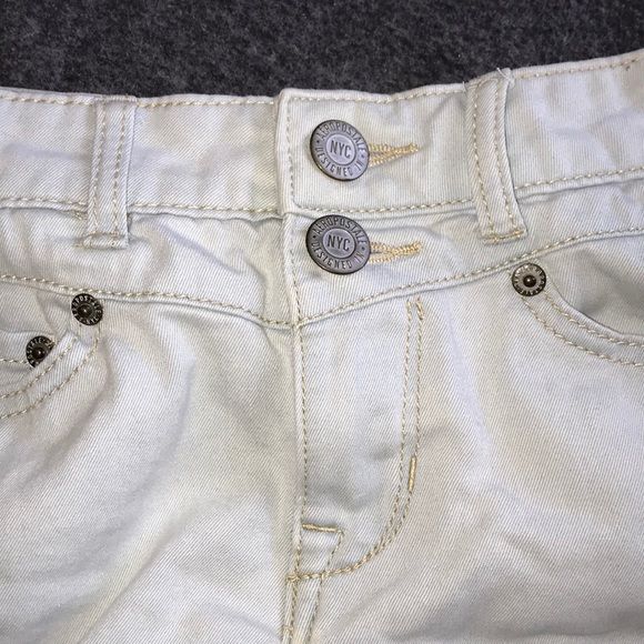 Jean shorts - Picture 2 of 4